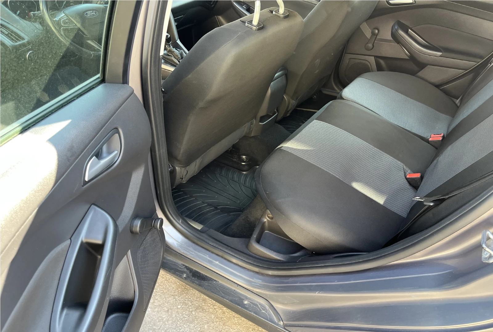 Ford Focus MK3.5 1.0Т Ecoboost, снимка 12 - Автомобили и джипове - 53748764