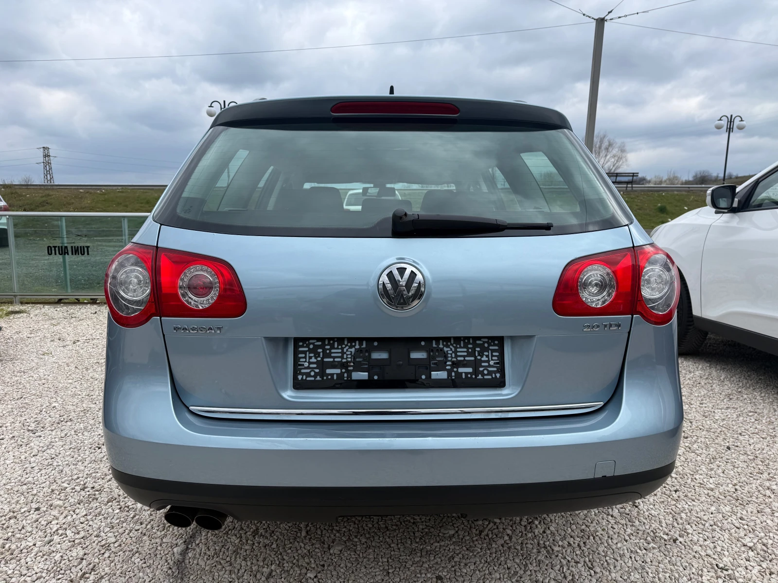 VW Passat 2.0TDi, CommonRail, снимка 5 - Автомобили и джипове - 53911297