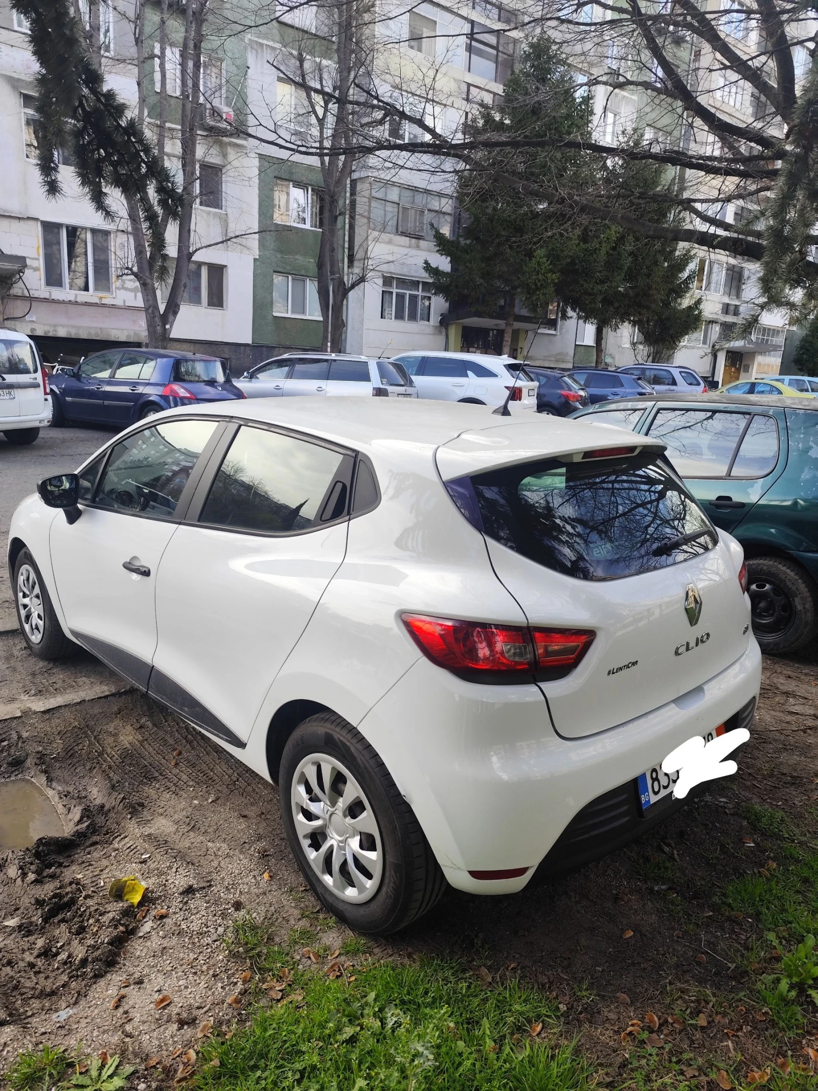 Renault Clio, снимка 3 - Автомобили и джипове - 54126183