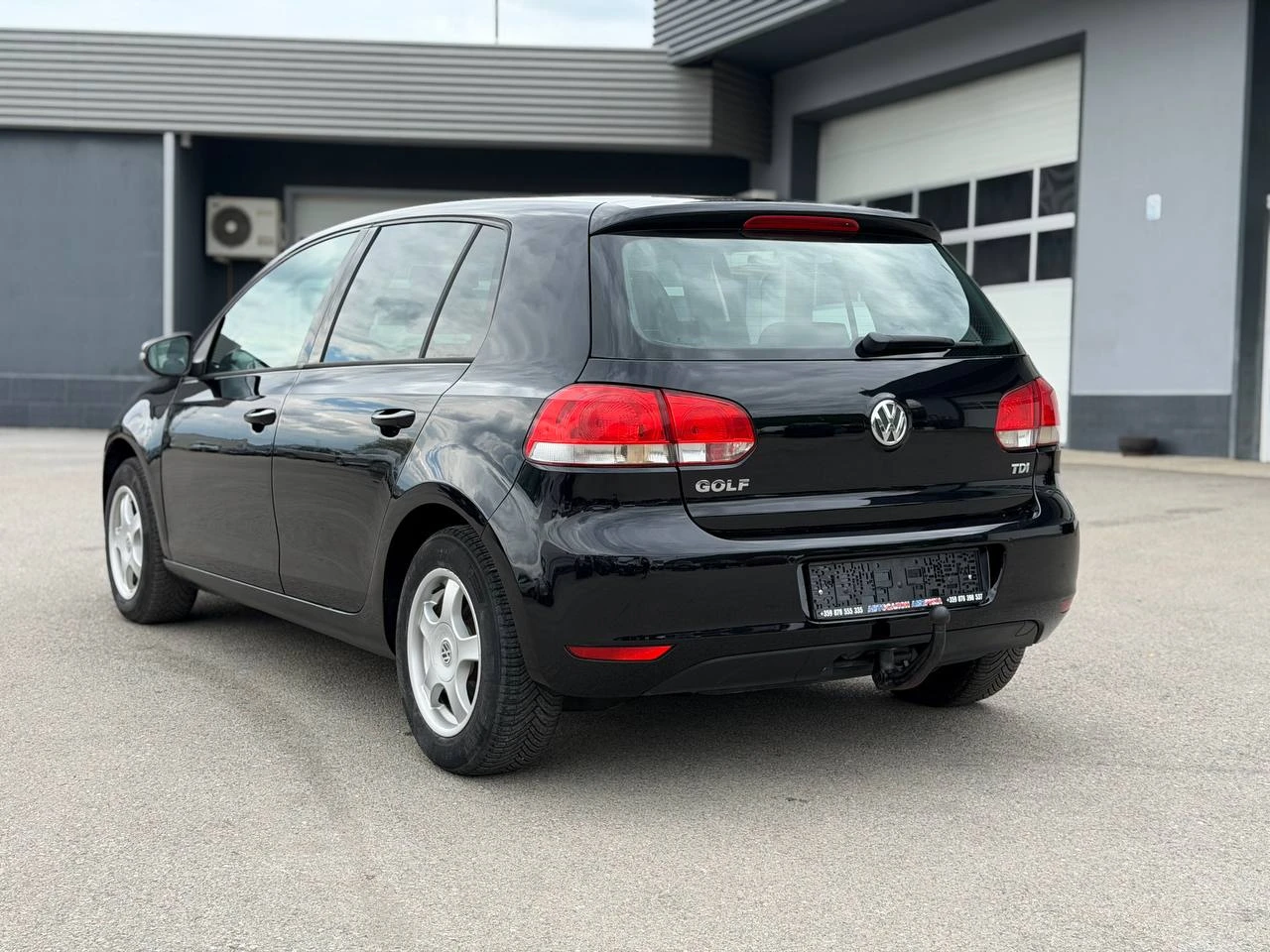 VW Golf 1.6TDI NAVI, снимка 4 - Автомобили и джипове - 54402540