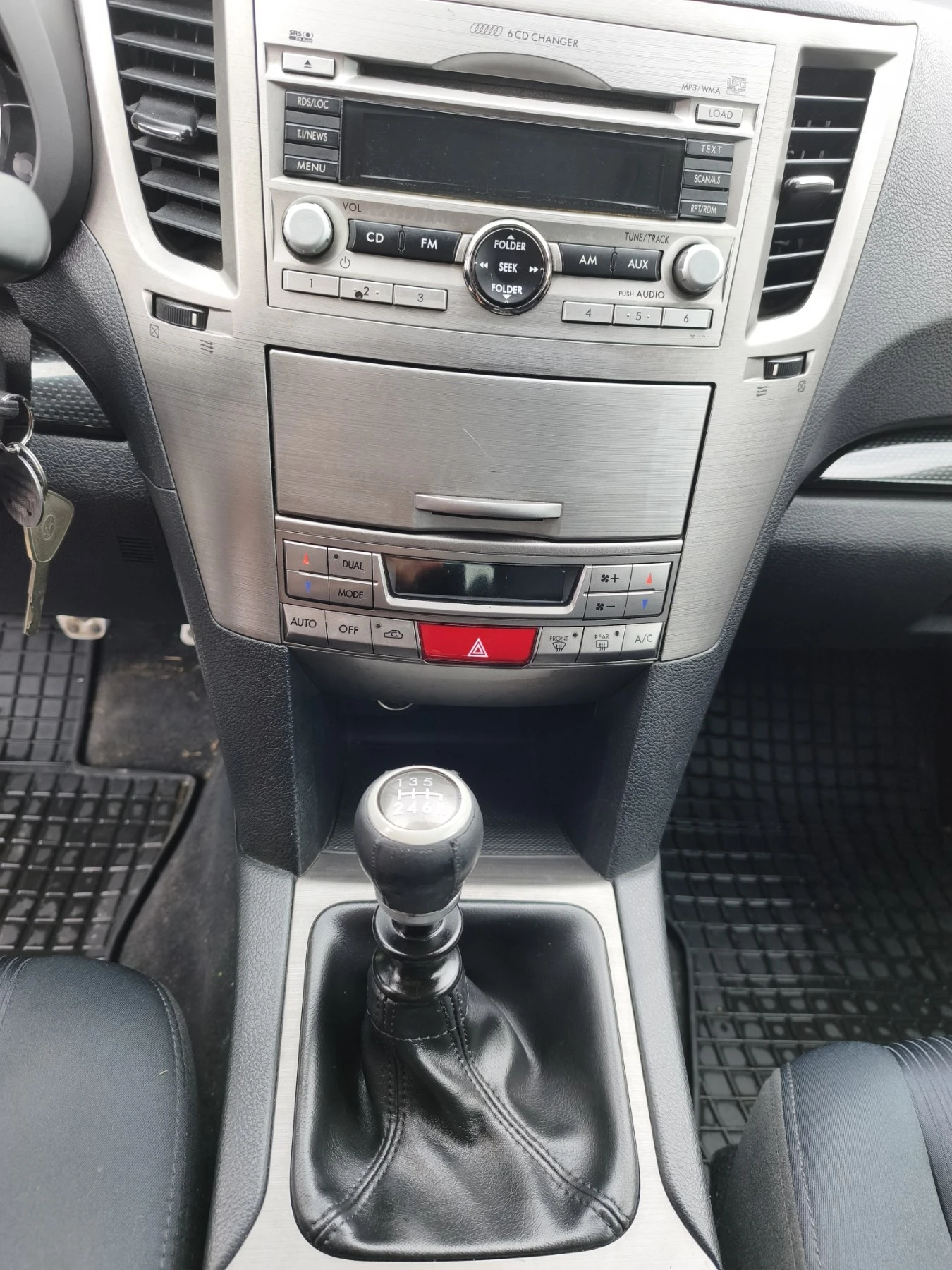 Subaru Legacy, снимка 6 - Автомобили и джипове - 54494121