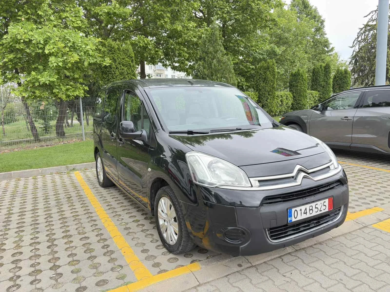 Citroen Berlingo 1.6 HDI, снимка 2 - Автомобили и джипове - 54758381