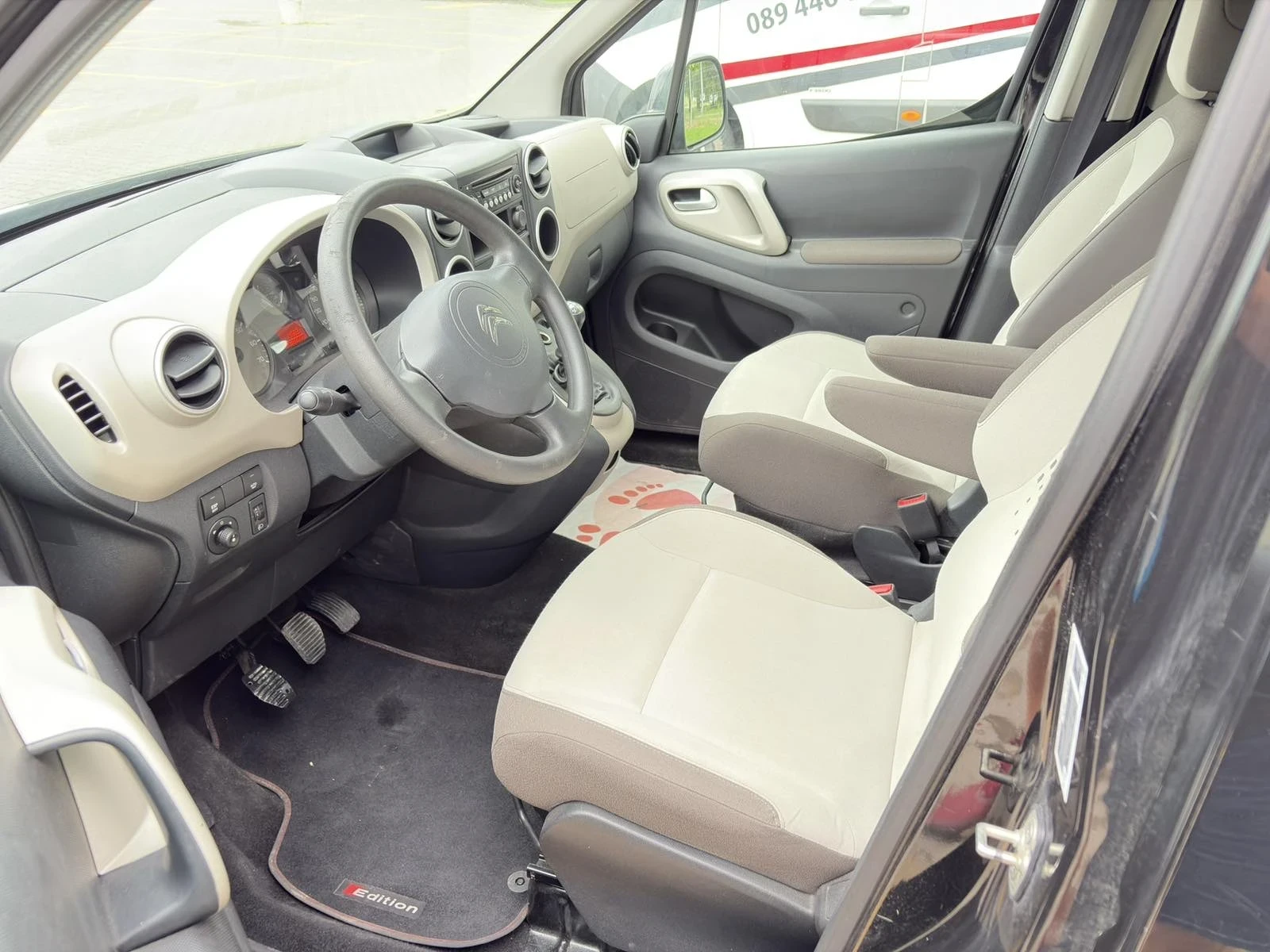 Citroen Berlingo 1.6 HDI, снимка 5 - Автомобили и джипове - 54758381