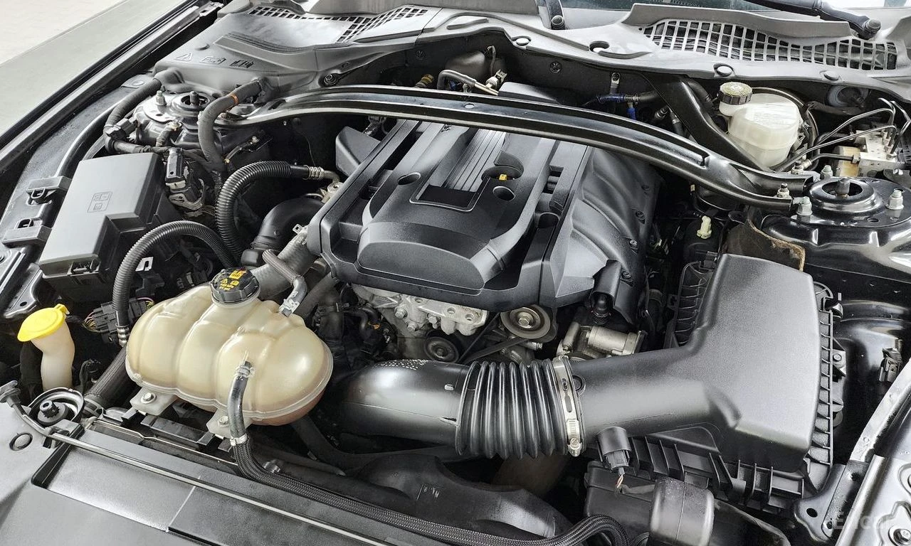 Ford Mustang 2.3 Eco Boost FACE* КОЖА* NAVI* ПОДГРЕВ* ОБДУХВАНЕ, снимка 15 - Автомобили и джипове - 54778175