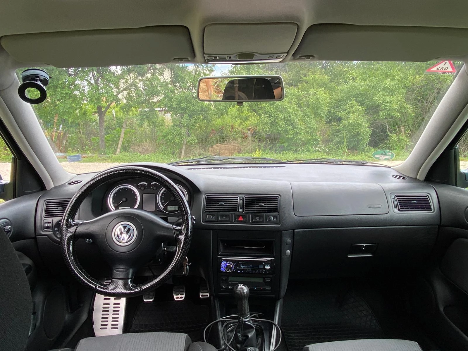 VW Golf 4 , снимка 8 - Автомобили и джипове - 54900296