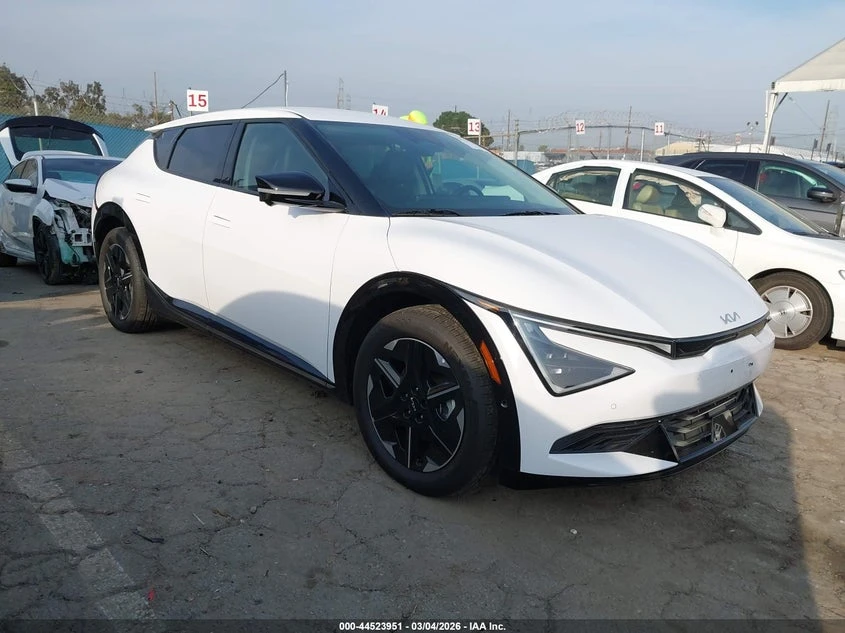 Kia EV6 Wind
