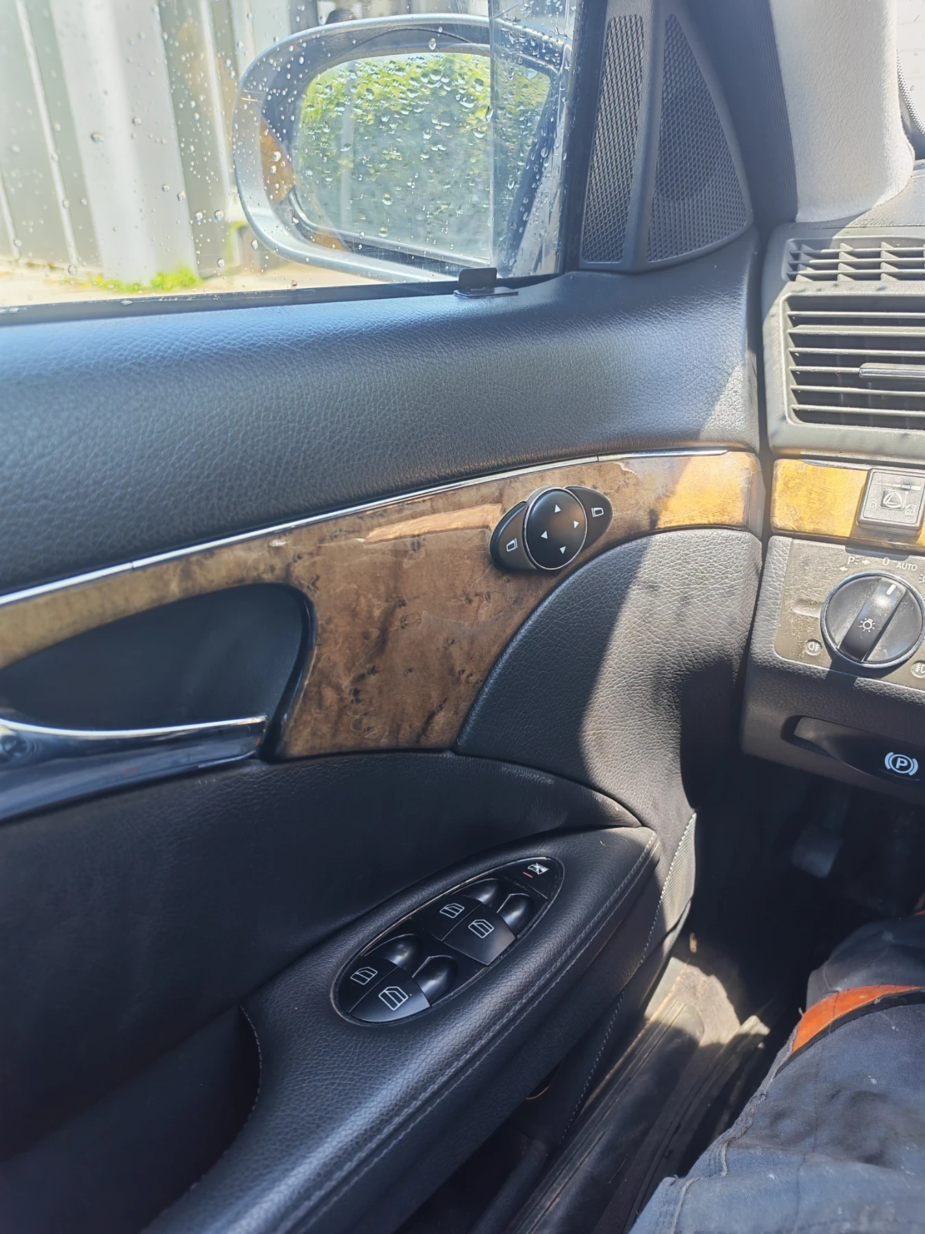 Mercedes-Benz E 350, снимка 10 - Автомобили и джипове - 55182587