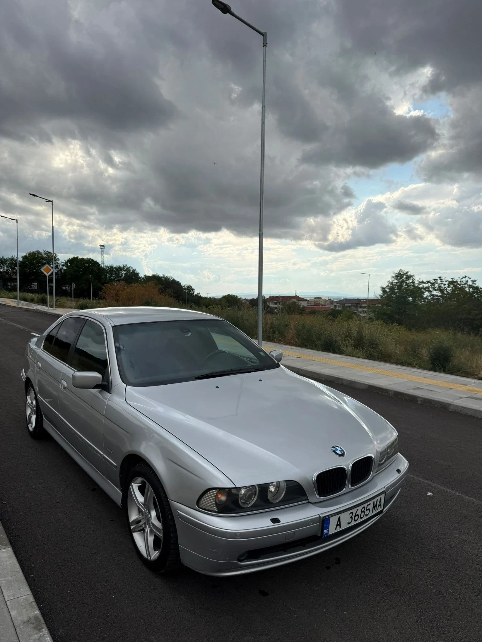 BMW 530