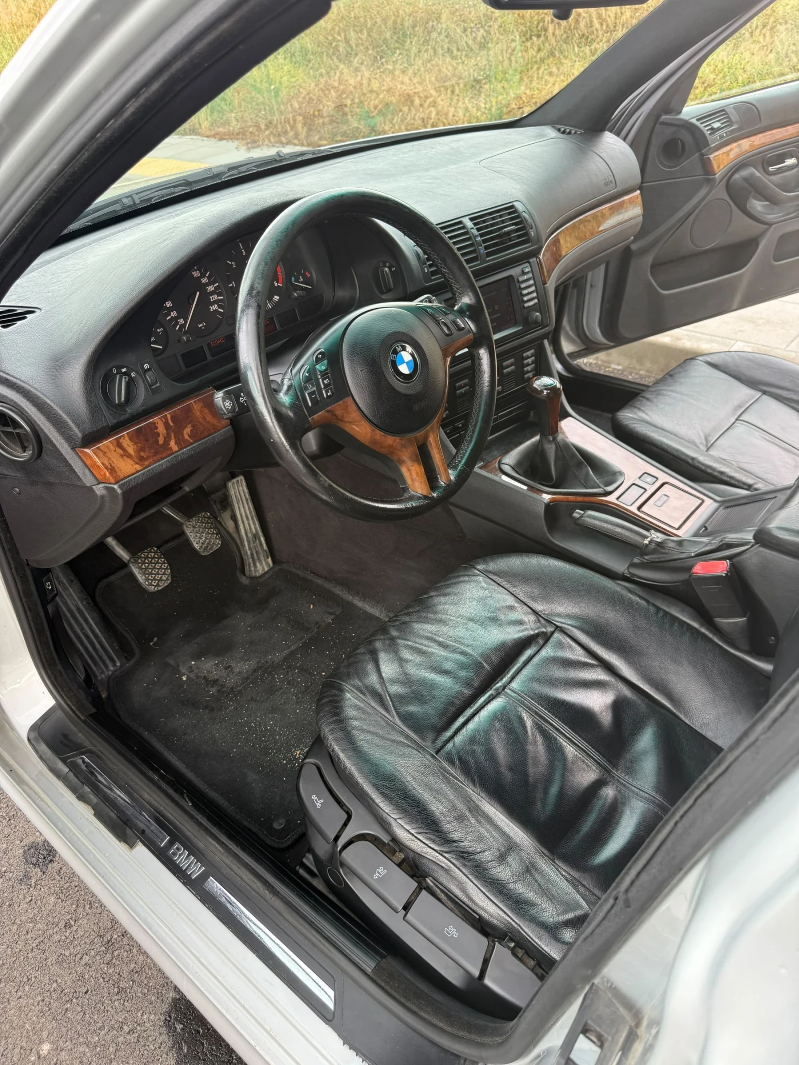BMW 530, снимка 9 - Автомобили и джипове - 55269531