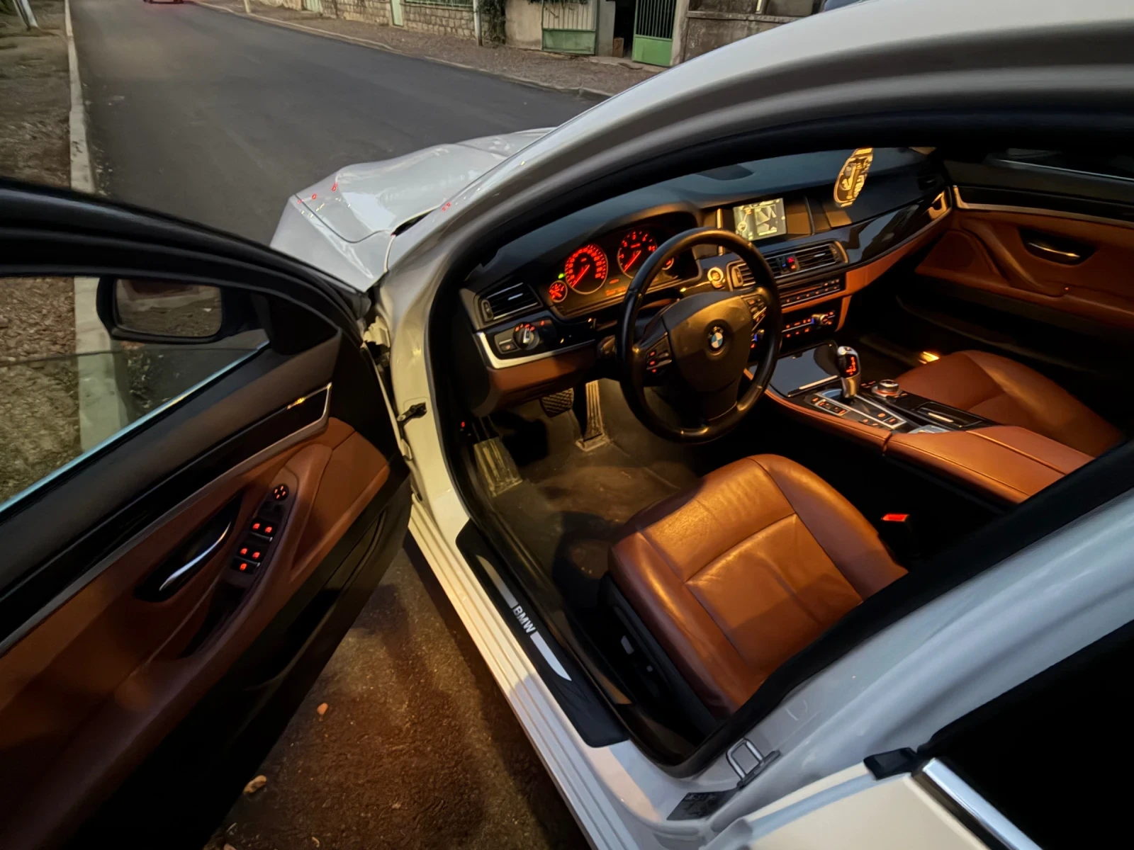 BMW 530 530d xdrive, снимка 7 - Автомобили и джипове - 56060663