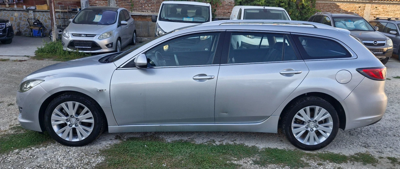 Mazda 6 2.0d 140hp, снимка 4 - Автомобили и джипове - 56119911