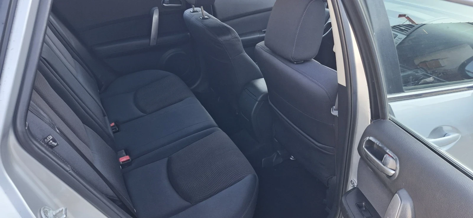 Mazda 6 2.0d 140hp, снимка 15 - Автомобили и джипове - 56119911