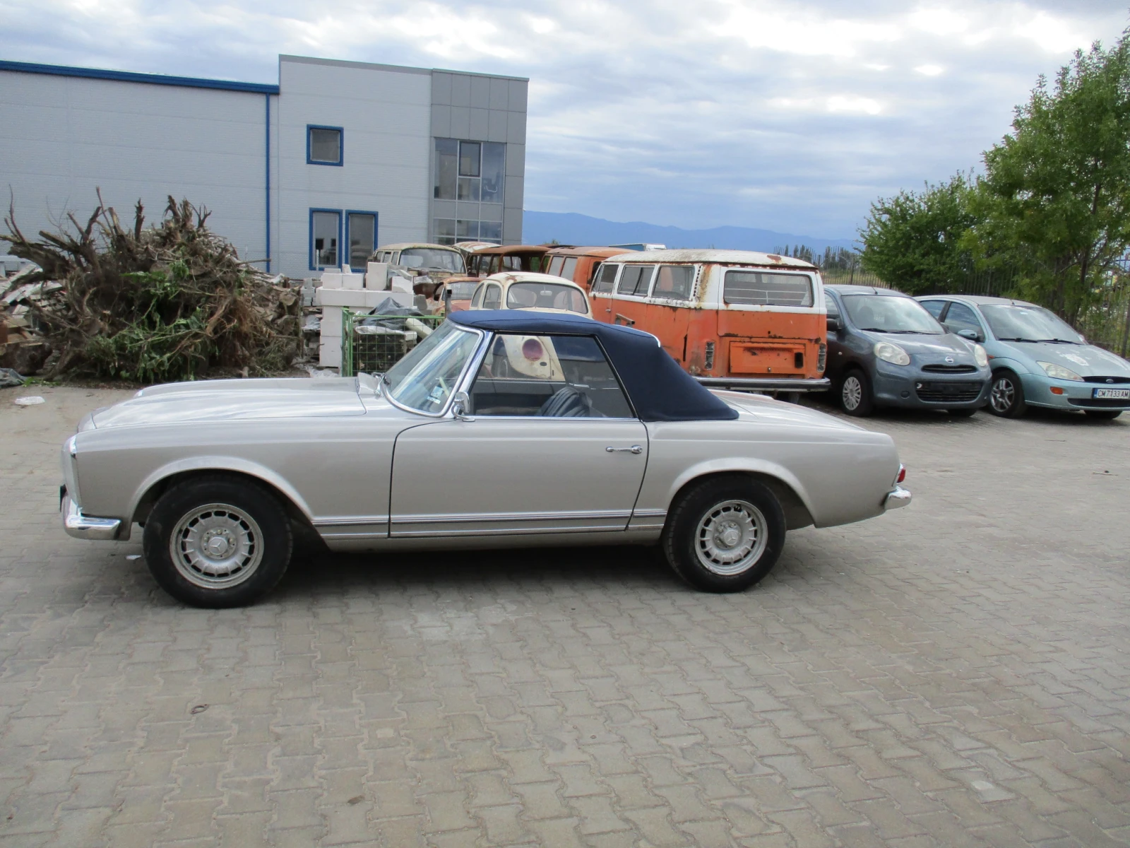 Mercedes-Benz 300 W123, снимка 14 - Автомобили и джипове - 56294493