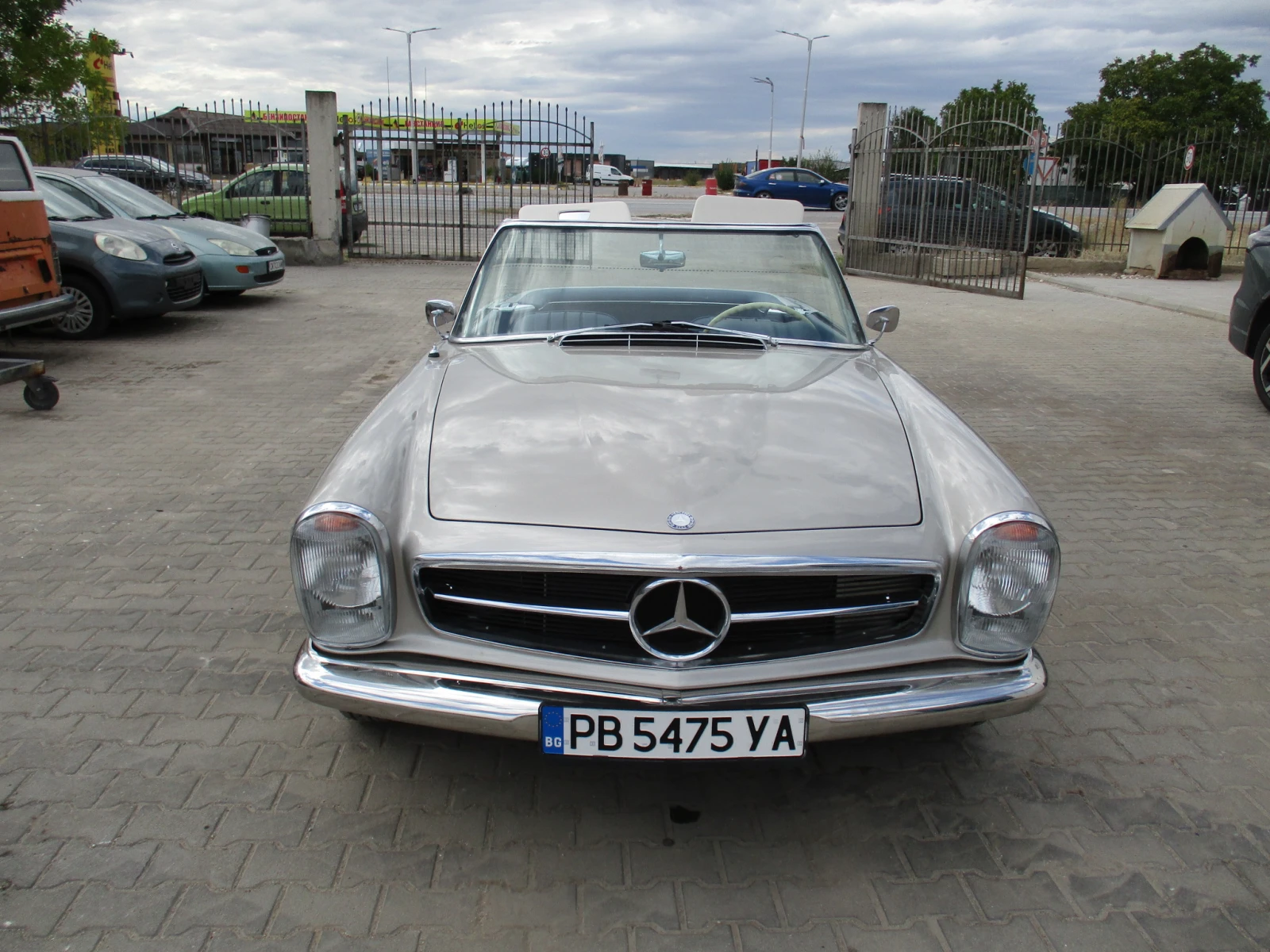 Mercedes-Benz 300 W123, снимка 10 - Автомобили и джипове - 56294493