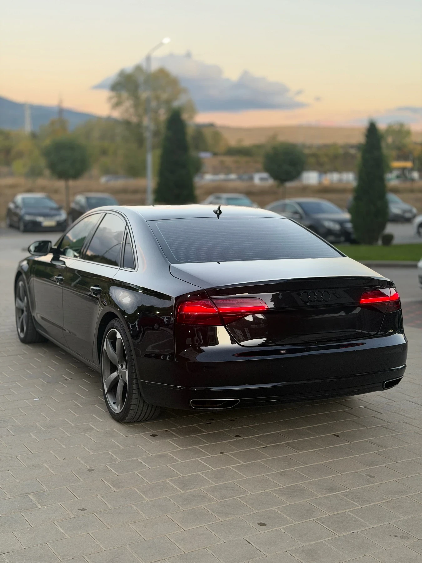 Audi A8 Exclusive 4, 2 TDI, снимка 3 - Автомобили и джипове - 56305630