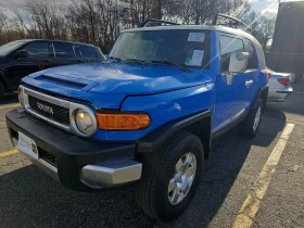 Toyota Fj cruiser 4x4* Автоматик* Без Ръжда, снимка 1