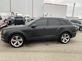 Bentley Bentayga * W12* Keyless* Pano* Navi* Carfax* 360, снимка 3
