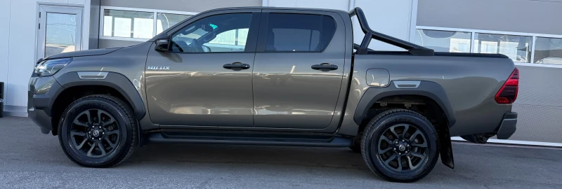 Toyota Hilux, снимка 2 - Автомобили и джипове - 51805500