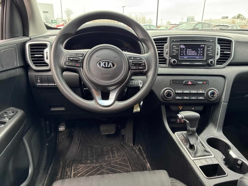 Kia Sportage * LX * CARFAX * БЕЗ ПЪРВОНАЧАЛНА ВНОСКА, снимка 13 - Автомобили и джипове - 52747856