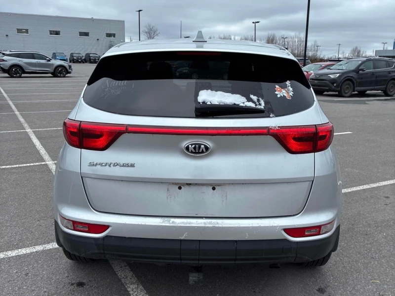 Kia Sportage * LX * CARFAX * БЕЗ ПЪРВОНАЧАЛНА ВНОСКА, снимка 4 - Автомобили и джипове - 52747856
