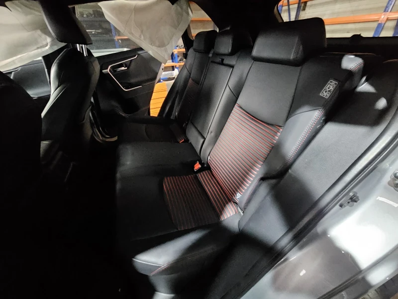 Toyota Rav4 Plug-in//JBL, снимка 10 - Автомобили и джипове - 52750644
