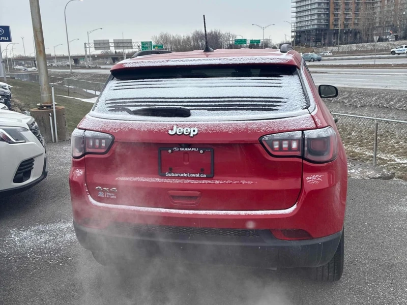 Jeep Compass * Sport * CARFAX * ЦЕНА ДО БГ, снимка 4 - Автомобили и джипове - 52893438