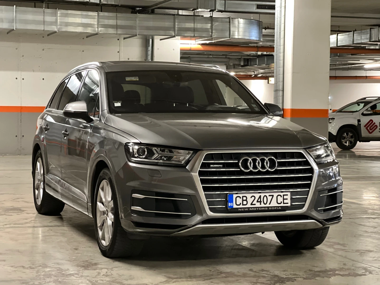 Audi Q7 3.0TDI-7-места-Лизинг през Уникредит по 628 лв   - изображение 3