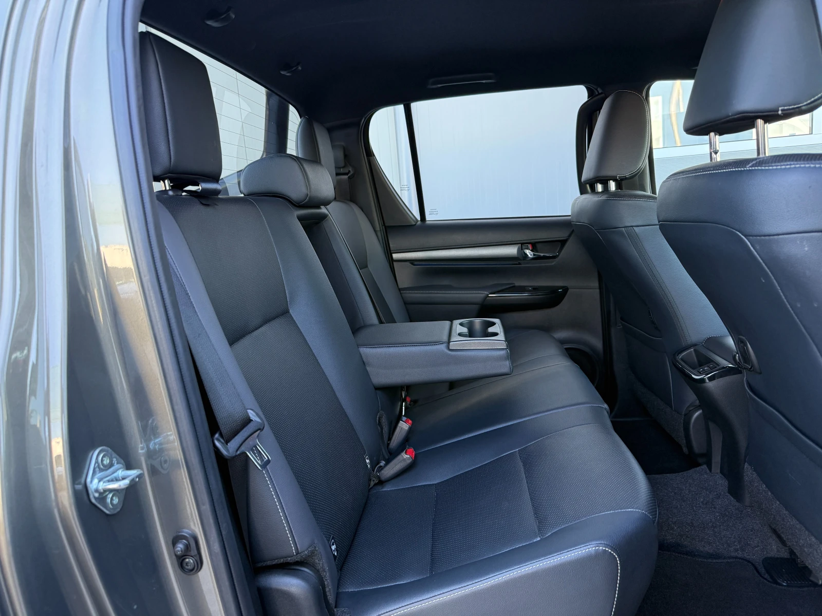 Toyota Hilux | Mobile.bg � ����������� 14