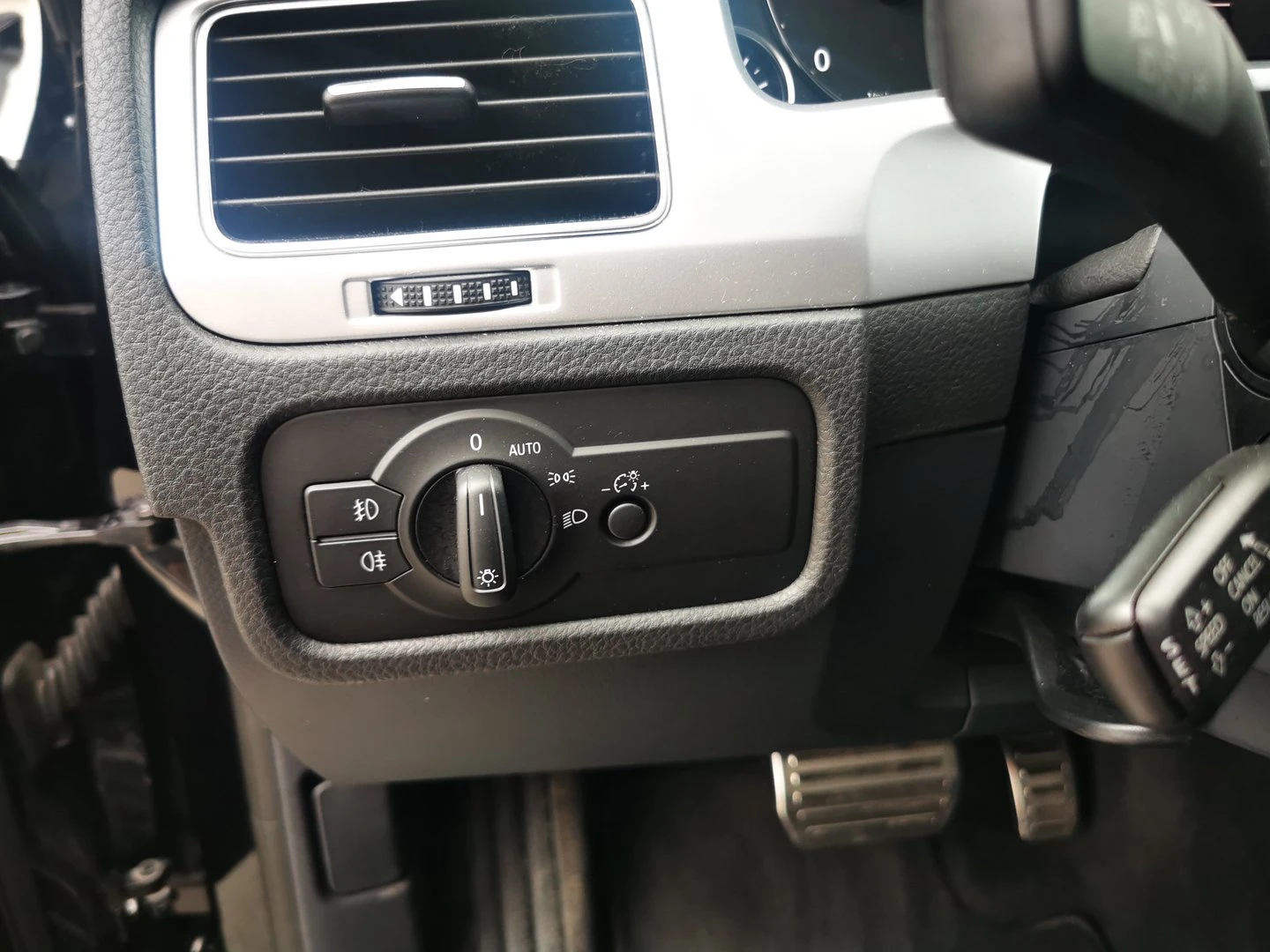 VW Touareg V6 TDI BMT 4MOTION, снимка 10 - Автомобили и джипове - 55642125