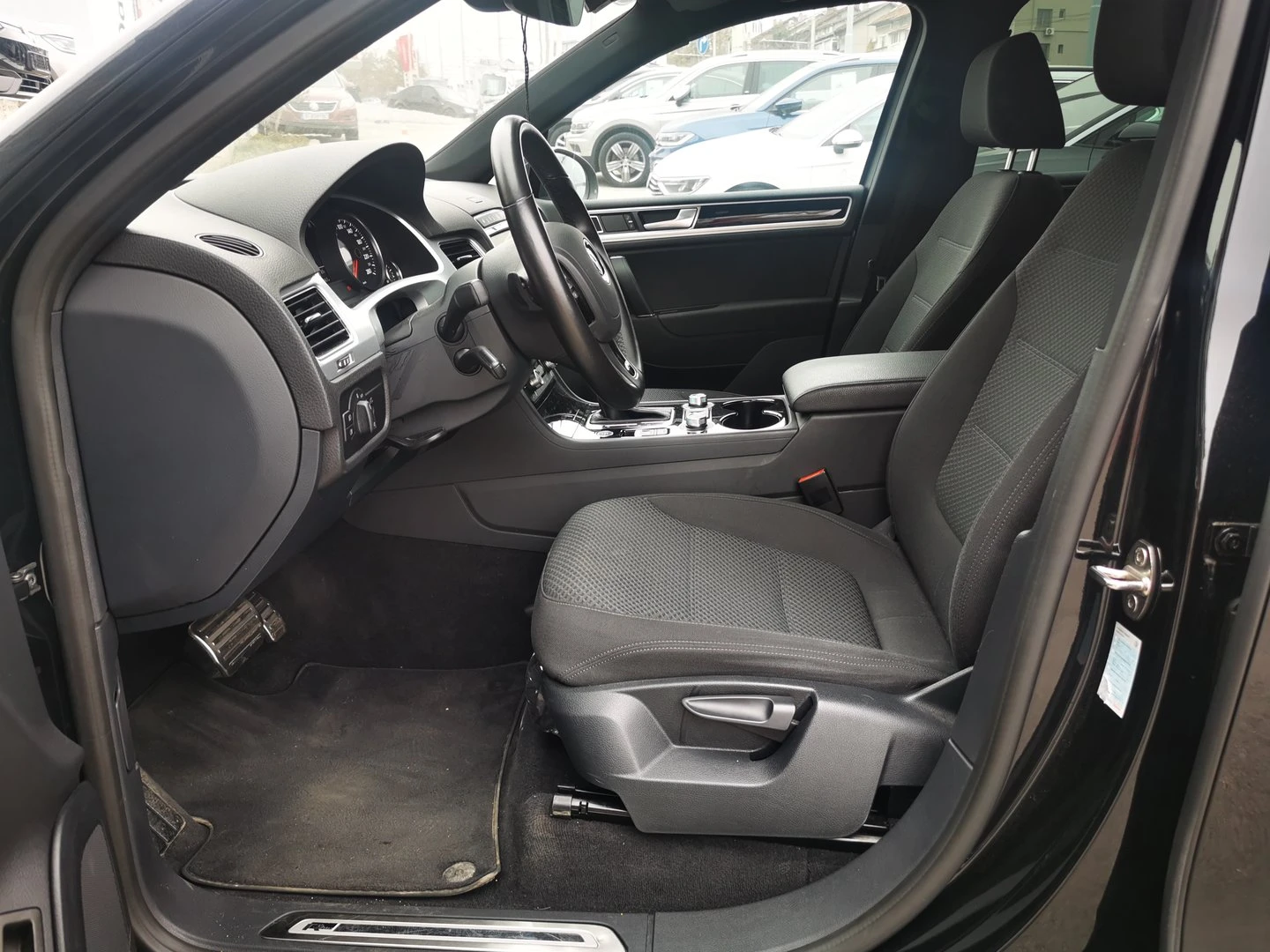VW Touareg V6 TDI BMT 4MOTION, снимка 4 - Автомобили и джипове - 55642125