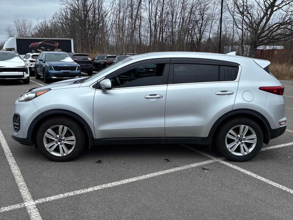 Kia Sportage * LX * CARFAX * БЕЗ ПЪРВОНАЧАЛНА ВНОСКА - изображение 2