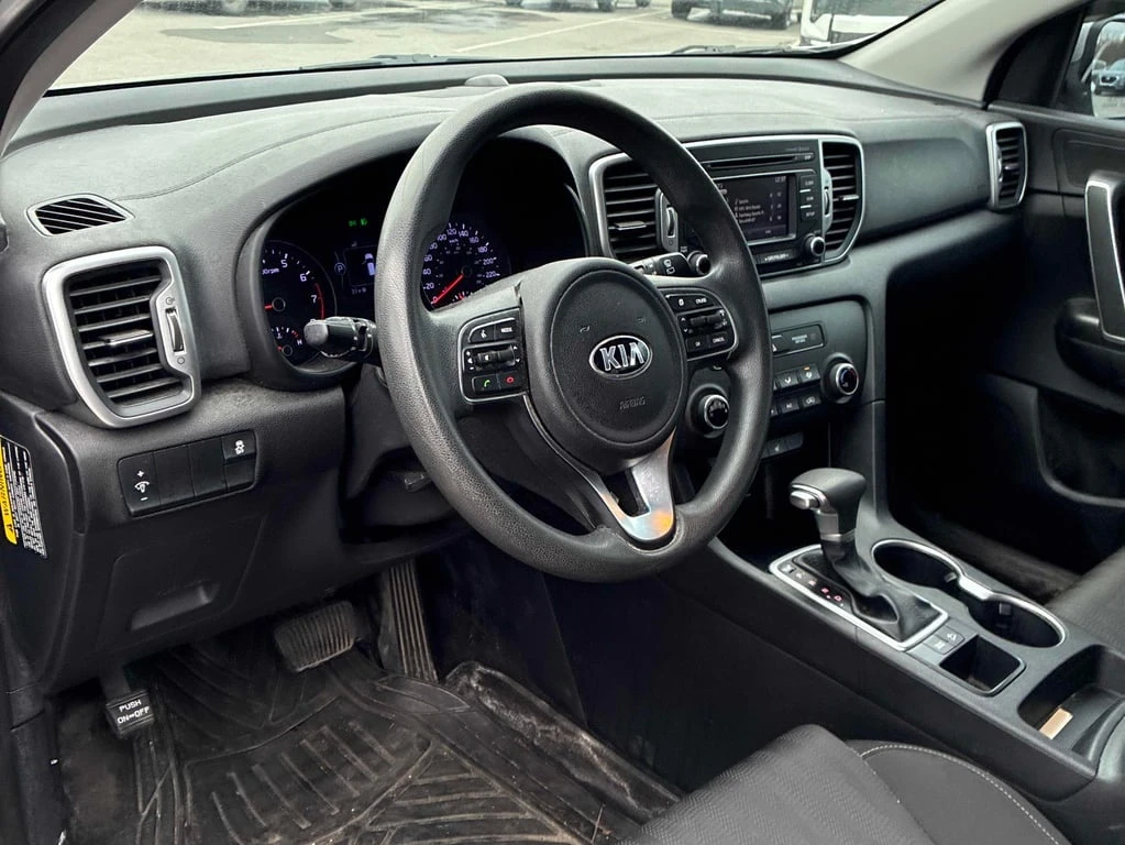 Kia Sportage * LX * CARFAX * БЕЗ ПЪРВОНАЧАЛНА ВНОСКА - изображение 5