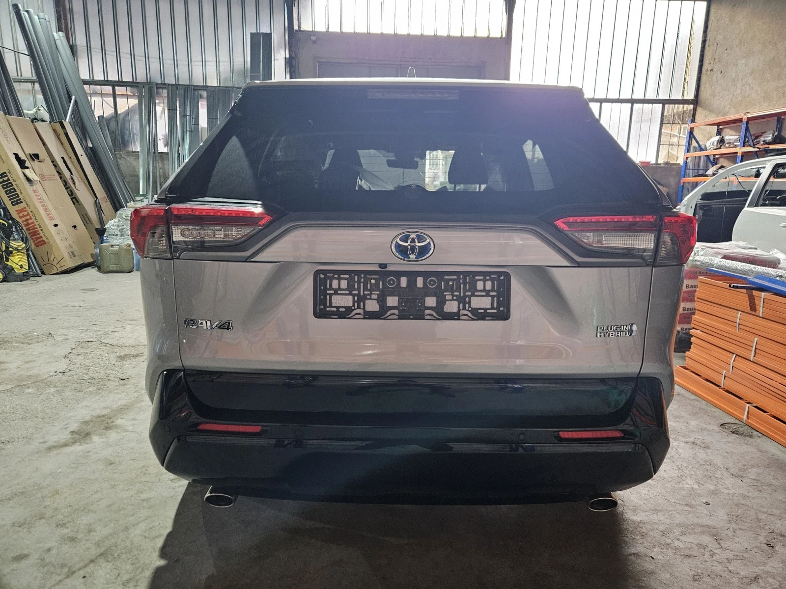 Toyota Rav4 Plug-in//JBL - изображение 4