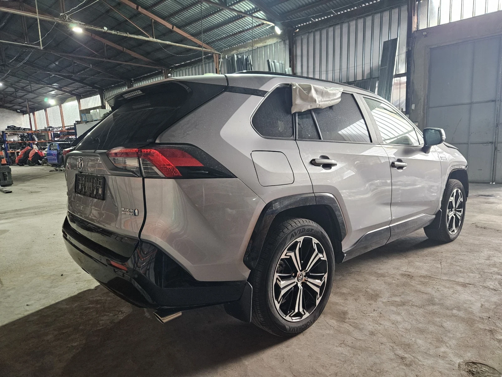 Toyota Rav4 Plug-in//JBL - изображение 2