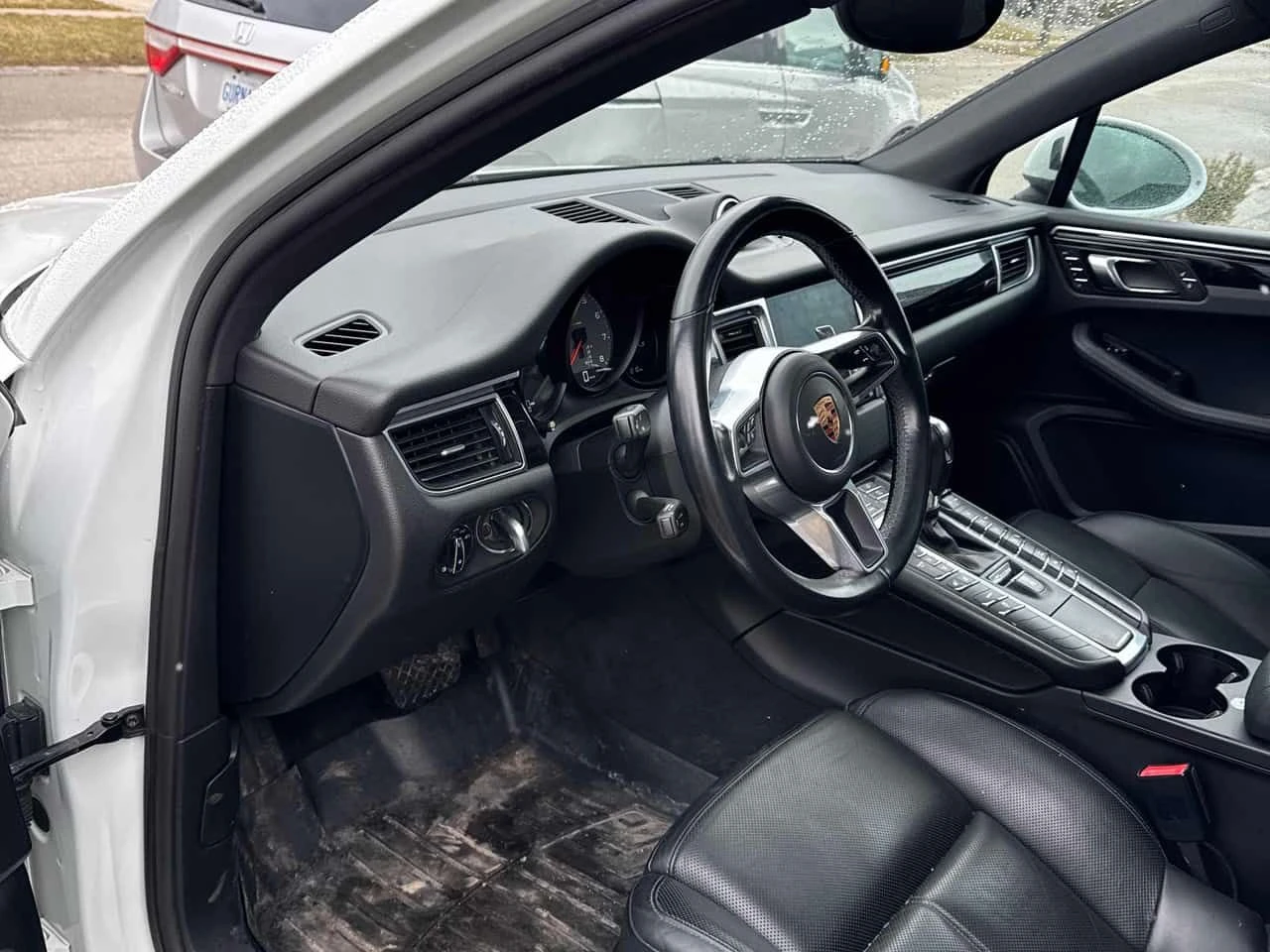 Porsche Macan  S/360/BOSE/ОБДУХВНАНЕ/МЪРТВА ТОЧКА , снимка 5 - Автомобили и джипове - 53995872