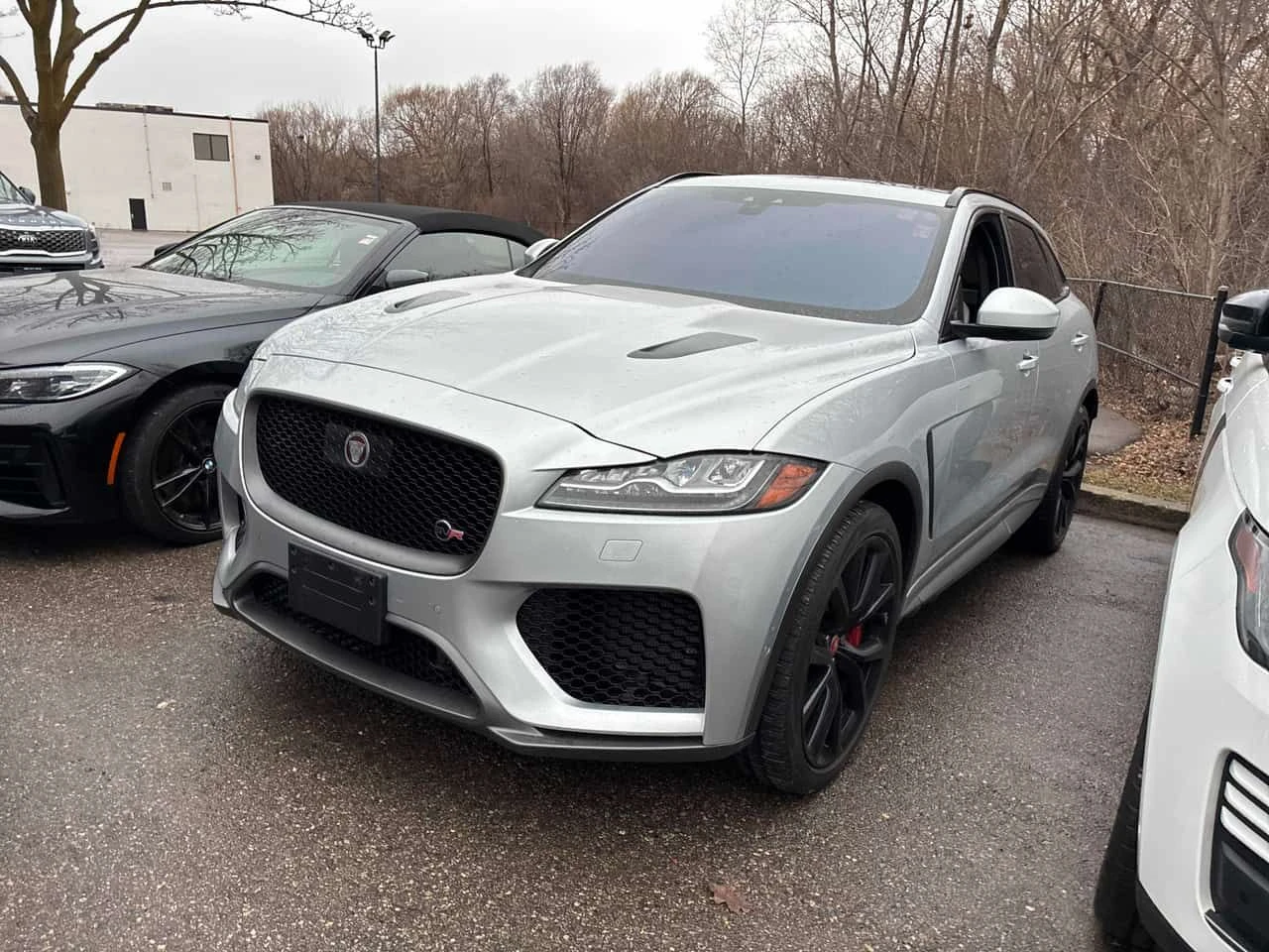 Jaguar F-PACE * SVR * ПРЕДСТАВИТЕЛСТВО * ОБДУХВАНЕ * ПАМЕТ * NAV