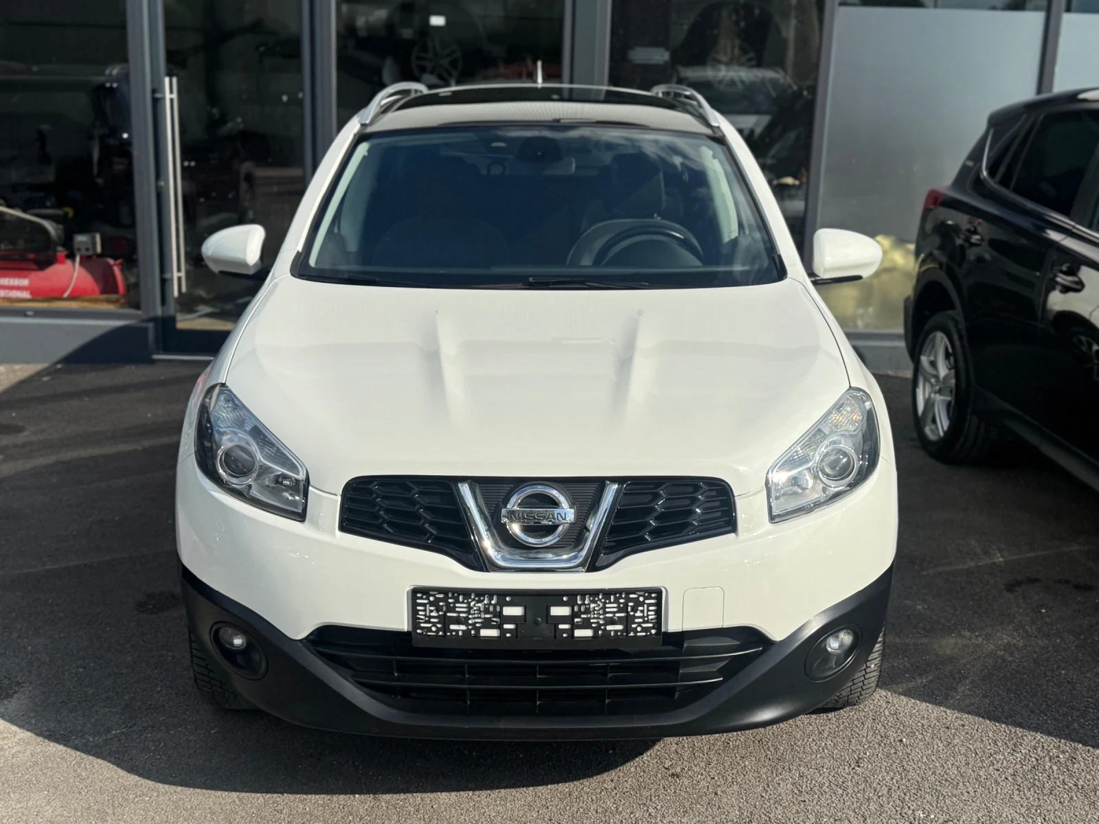 Nissan Qashqai 1.5dci PANORAMA-7 местен, снимка 3 - Автомобили и джипове - 54755585