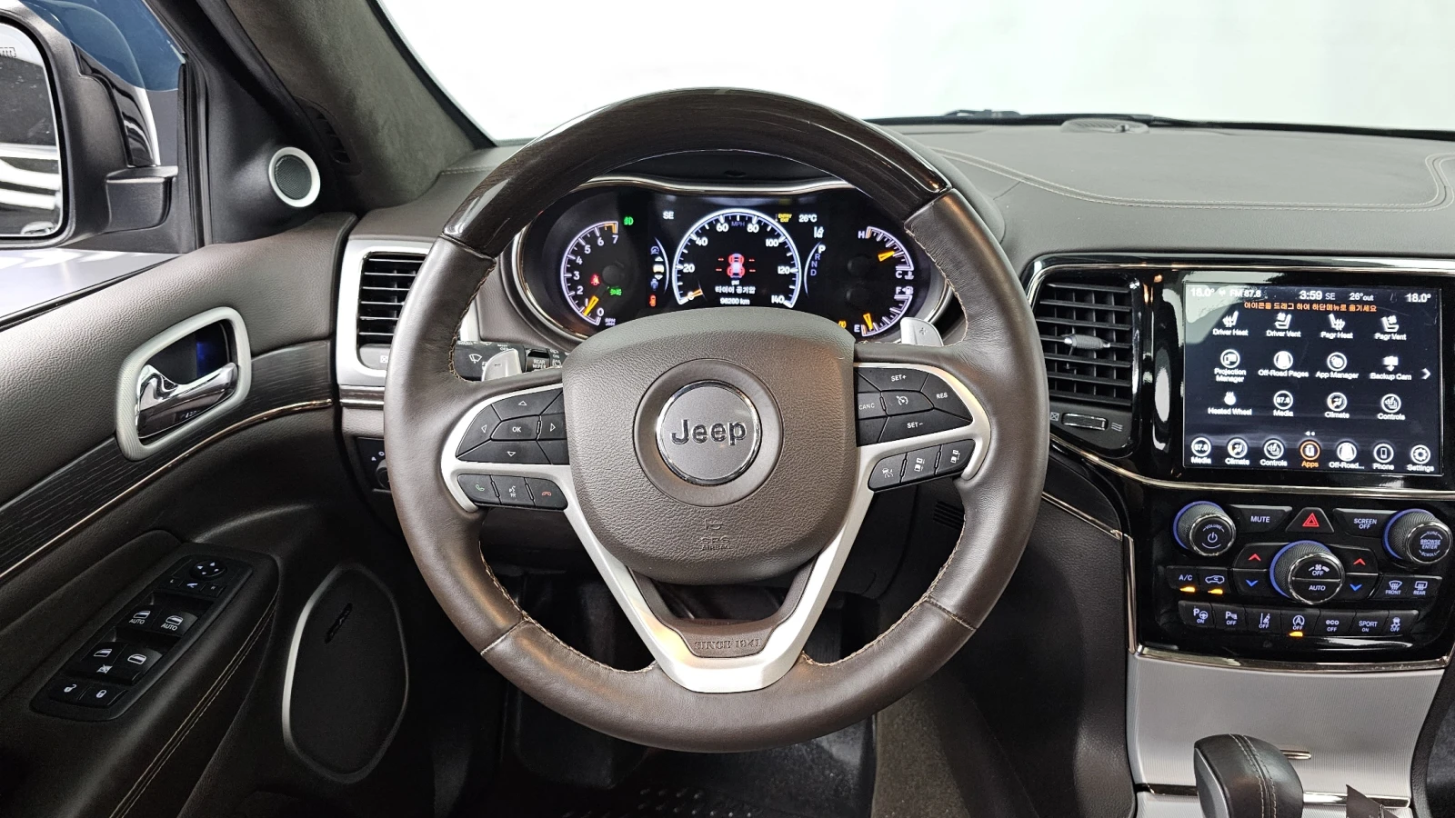Jeep Grand cherokee SUMMIT* 8ZF* ОБДУХ* DIS* HARMAN* КРАЙНА ЦЕНА, снимка 5 - Автомобили и джипове - 54863154