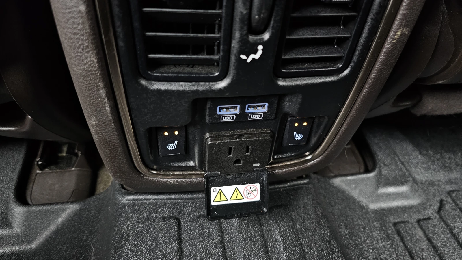 Jeep Grand cherokee SUMMIT* 8ZF* ОБДУХ* DIS* HARMAN* КРАЙНА ЦЕНА, снимка 16 - Автомобили и джипове - 54863154