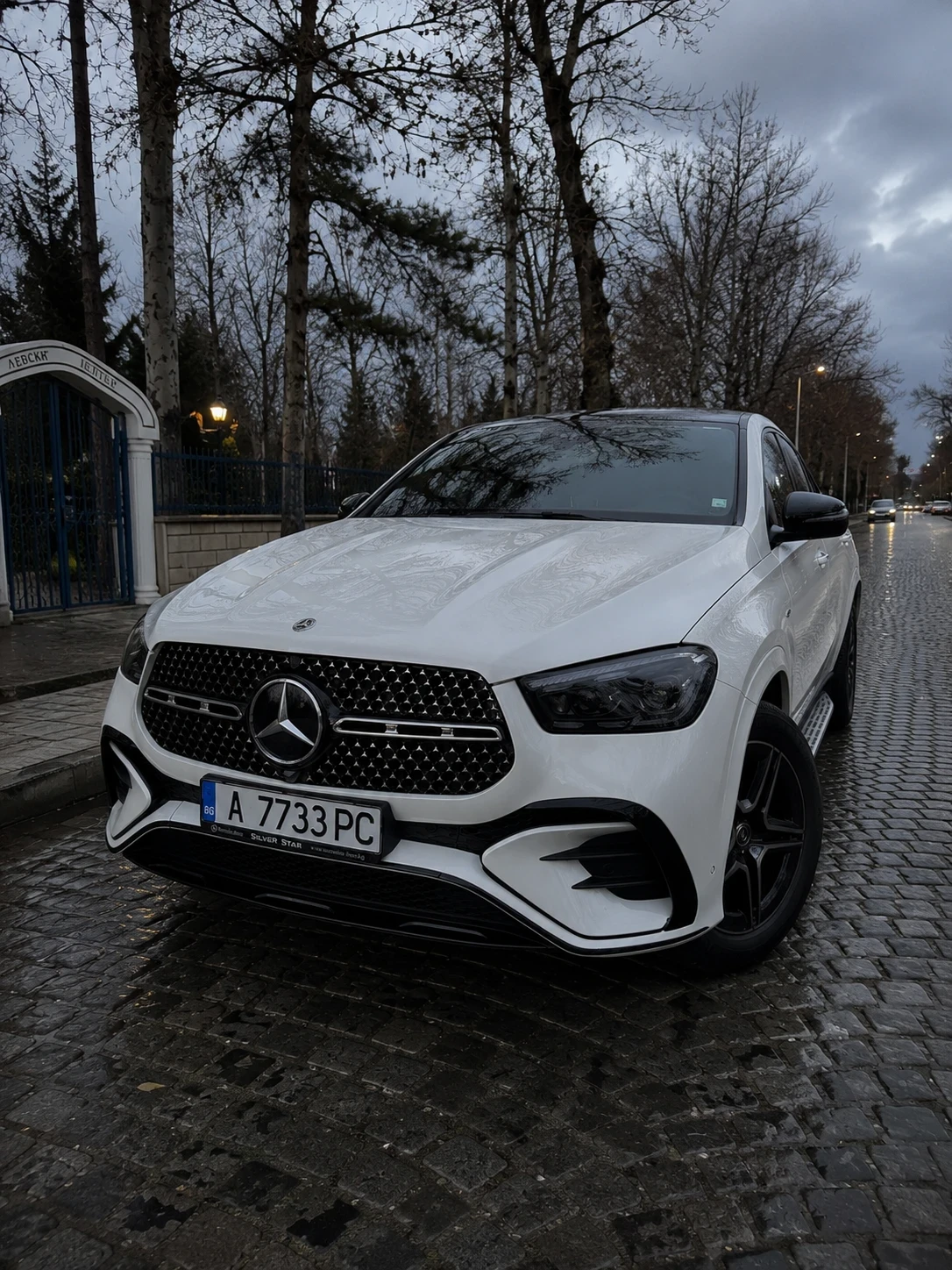 Mercedes-Benz GLE Coupe, снимка 2 - Автомобили и джипове - 55074440