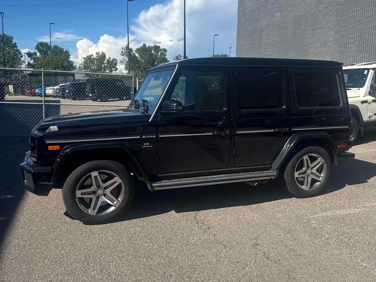 Mercedes-Benz G 63 AMG ОБДУХВАНЕ | ГУМИ+ ДЖАНТИ | CARFAX | АВТОКРЕДИТ, снимка 3 - Автомобили и джипове - 55141682