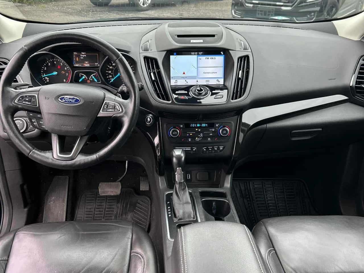 Ford Escape TITANIUM| ПОДГРЕВИ| KEYLESS| PANORAMA| 2 КЛЮЧА| , снимка 9 - Автомобили и джипове - 55671398