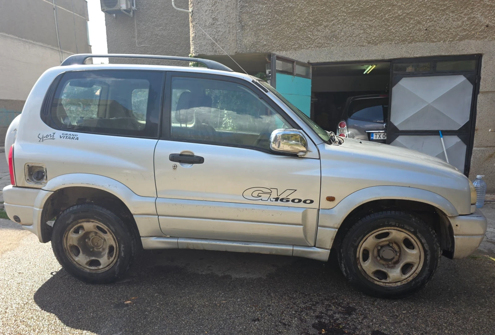 Suzuki Grand vitara, снимка 4 - Автомобили и джипове - 55936779
