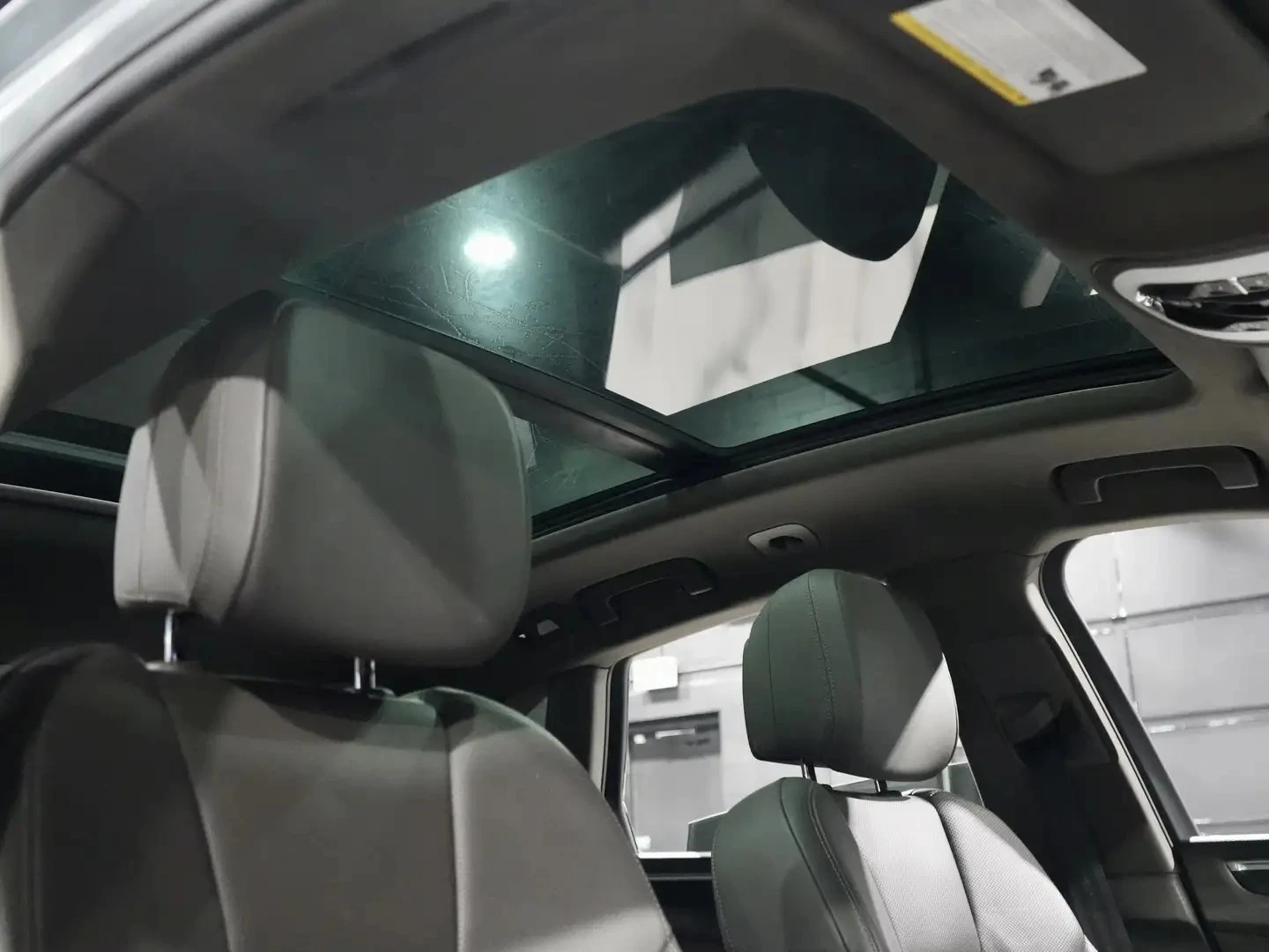 Porsche Macan PANORAMA | BOSE | 360  | ОБДУХВАНЕ | PDK | , снимка 12 - Автомобили и джипове - 56725761