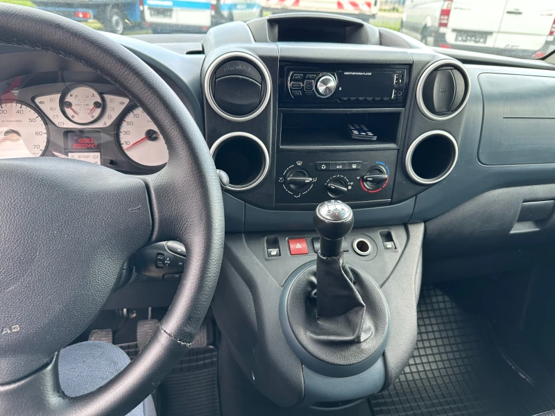 Peugeot Partner 1.6hdi/klima/5места, снимка 5 - Бусове и автобуси - 50124791