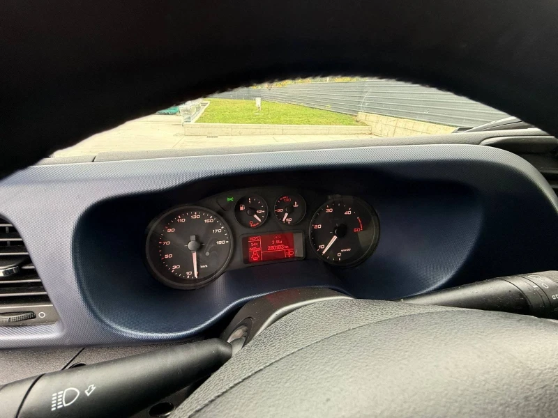 Iveco Daily 3.0//ПАДАЩ БОРД//ЛИЗИНГ, снимка 9 - Бусове и автобуси - 51886349