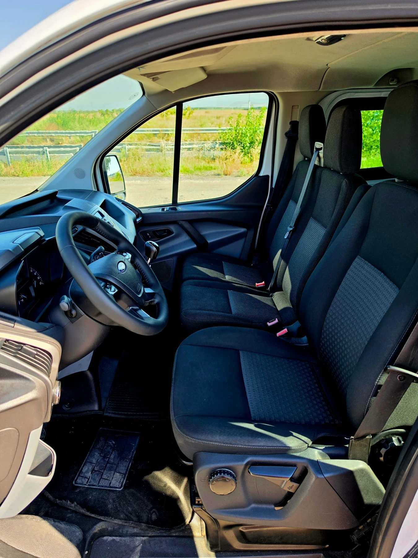 Ford Transit Custom 6 Местен, снимка 12 - Бусове и автобуси - 55533420