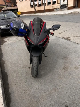 ������ Honda Cbr