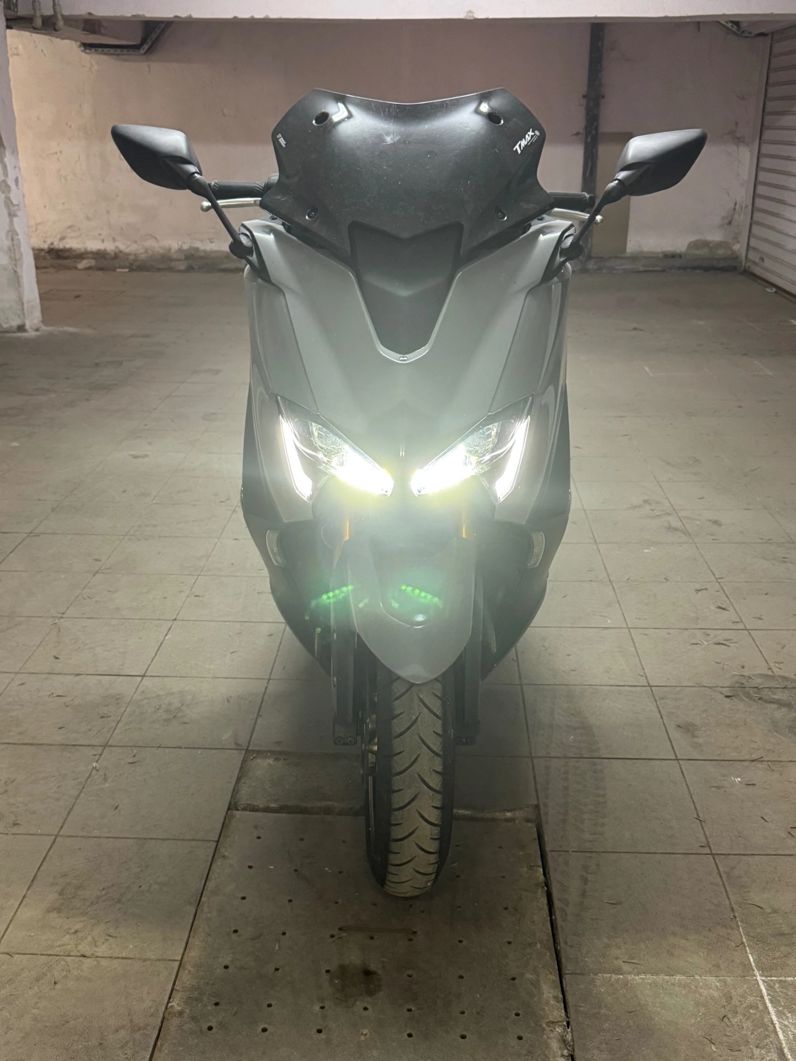 Yamaha T-max 560 TECH MAX, снимка 2 - Мотоциклети и мототехника - 54345447