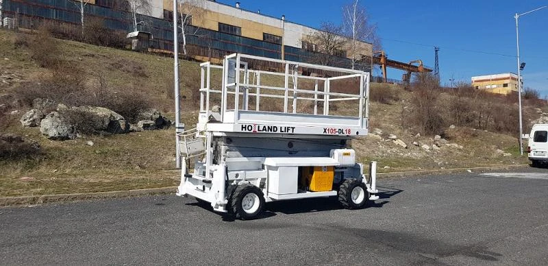 Автовишка Друга марка Holland Lift X-105DL18-4WD  4x4, снимка 2 - Индустриална техника - 24622846